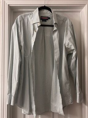 Vineyard Vines Men's Light Green and Blue Windowpane Button-Up Shirt